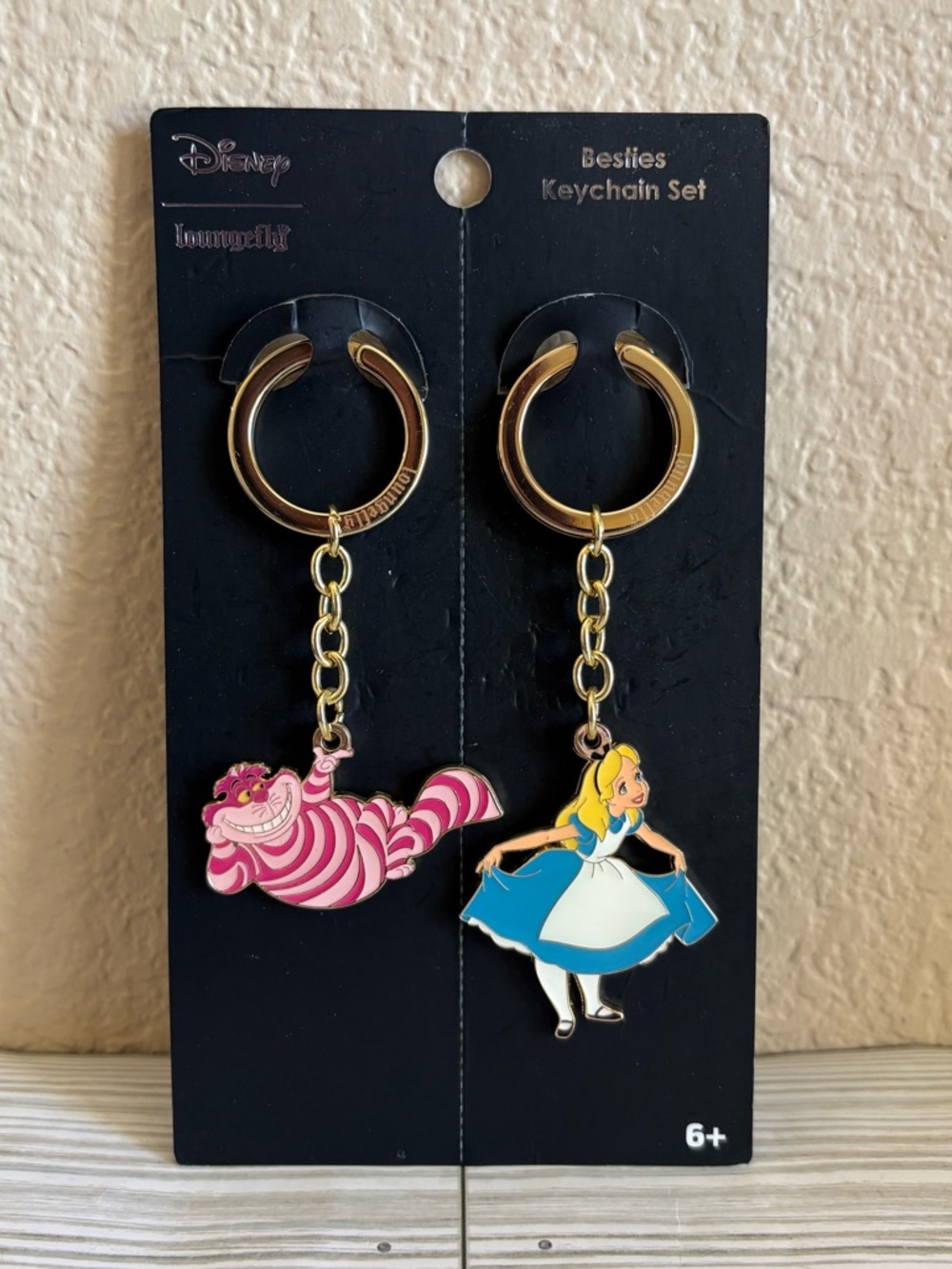 🍄Loungefly Disney Alice in Wonderland Cheshire Cat & Alice Keychain Set